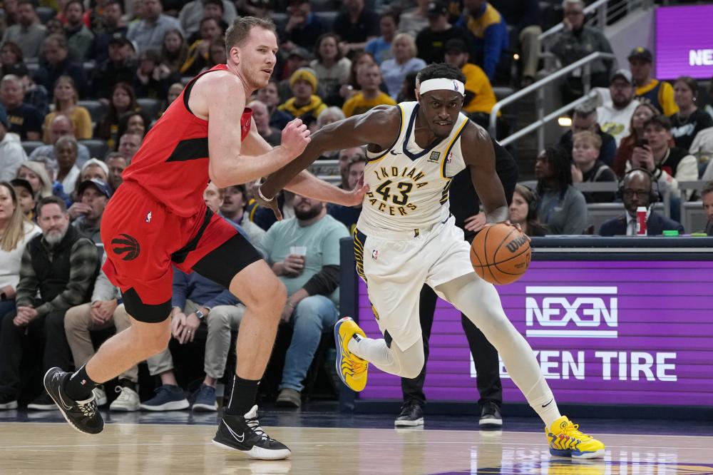 勇士73胜创纪录，总决赛1-3被逆转，全票MVP难救主